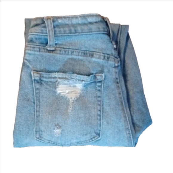 TINSELTOWN, DISTRESSED JEANS, SIZE 1 SEE MEASUREMENTS BELOW. - Picture 3 of 9